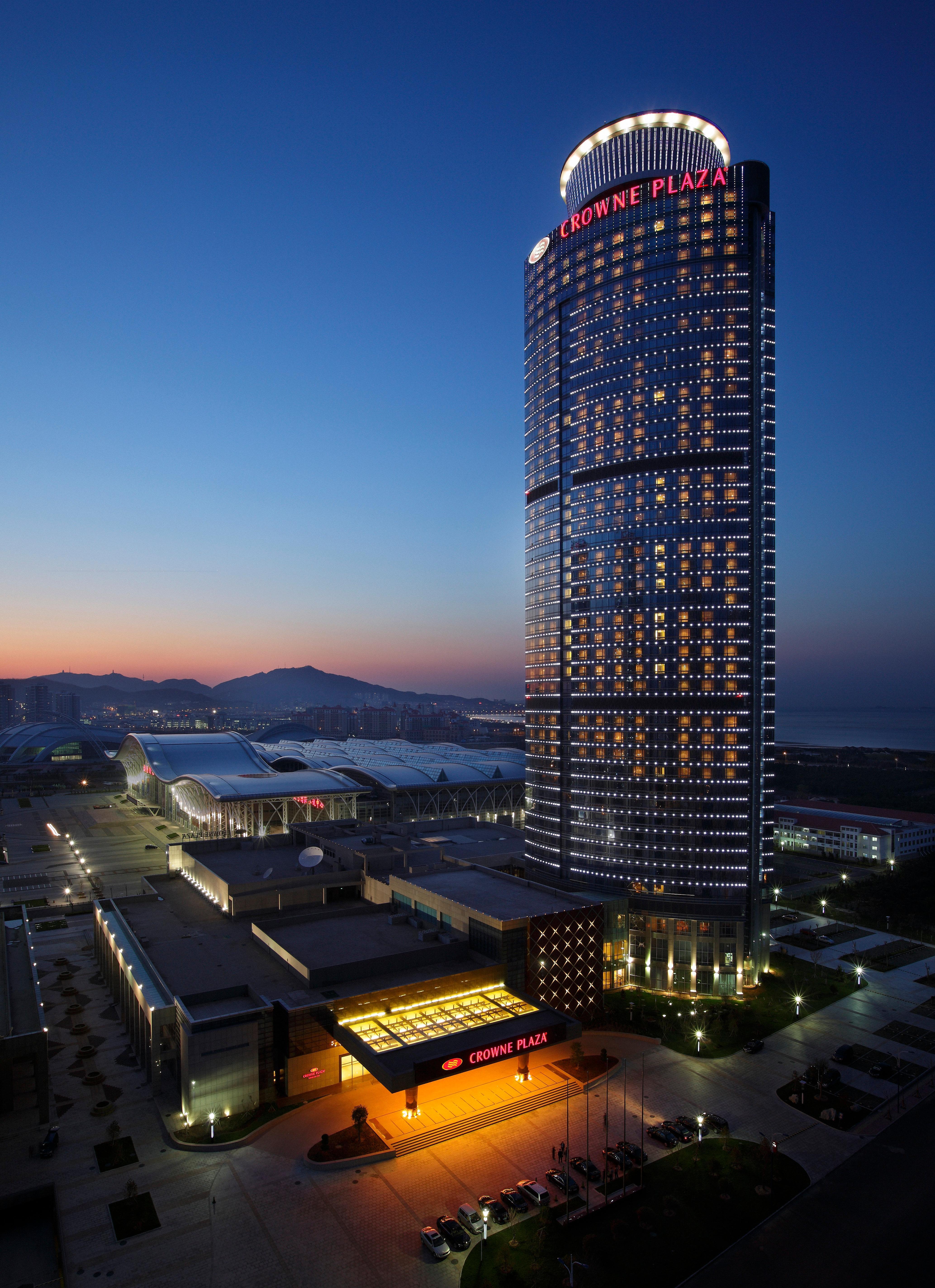 Crowne Plaza Yantai Sea View, An Ihg Hotel מראה חיצוני תמונה