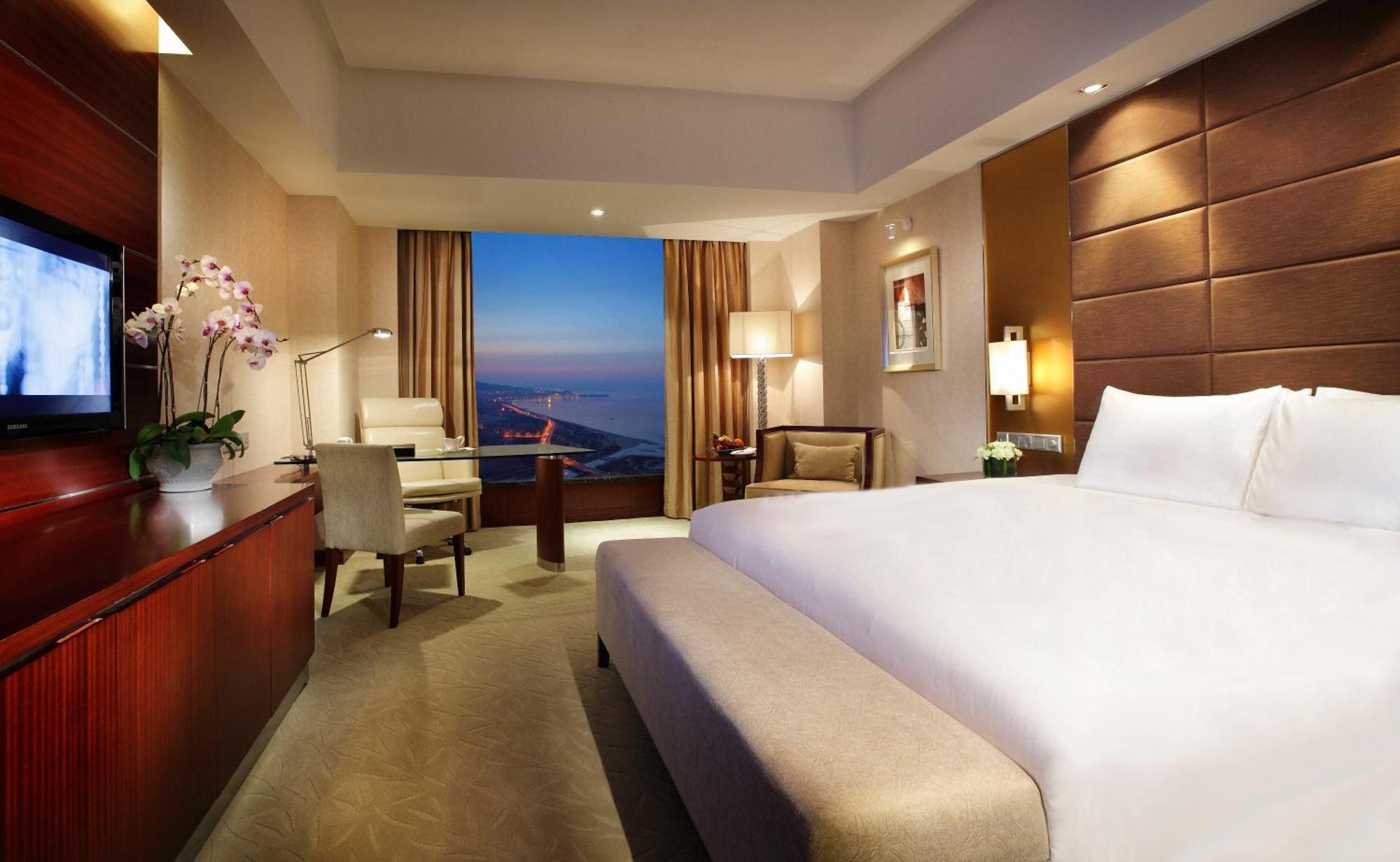 Crowne Plaza Yantai Sea View, An Ihg Hotel מראה חיצוני תמונה